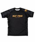Mat Frog Men's Short Sleeve BJJ Rash Guard - No Gi Jiu Jitsu Compression Shirt, Moisture Wicking Grappling Top, Black/Camo